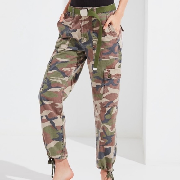 womens camo cargo pants urban outfitters